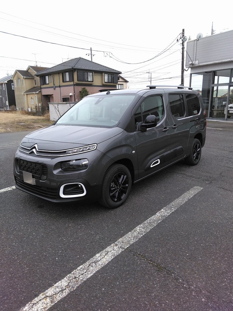 BERLINGO LONG到着