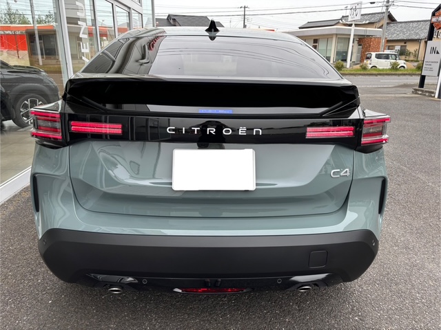 New C4試乗車ございます！！