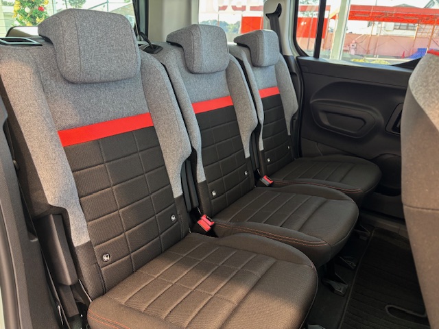 BERLINGO　Aqua Greenデビューフェア開催中！！