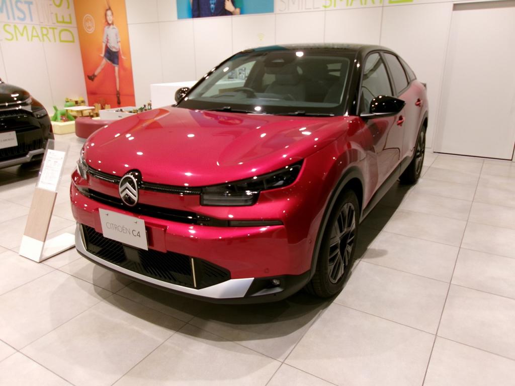 NEW C4 HYBRID Edition Lumière  デビューアンコールフェア  9/6SAT・9/7SUN