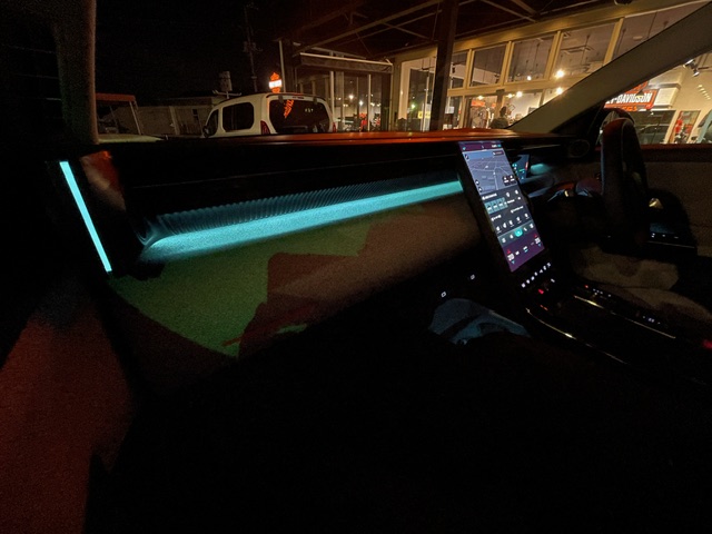 NEW　C5エアクロスデビュー！！